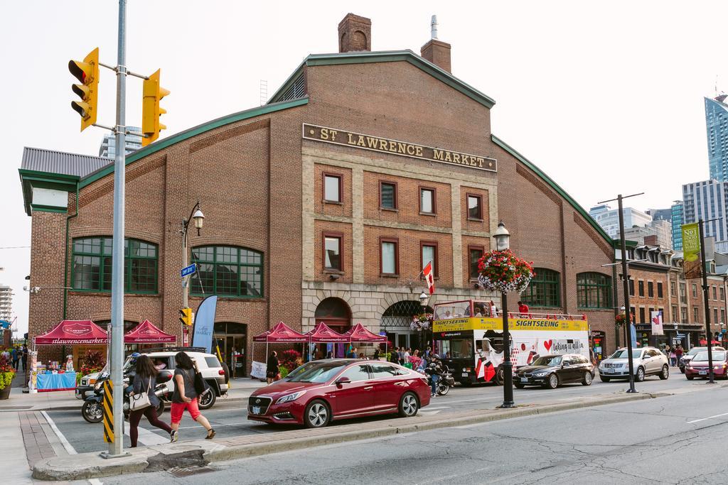 Luxury In Yorkville Toronto Bagian luar foto