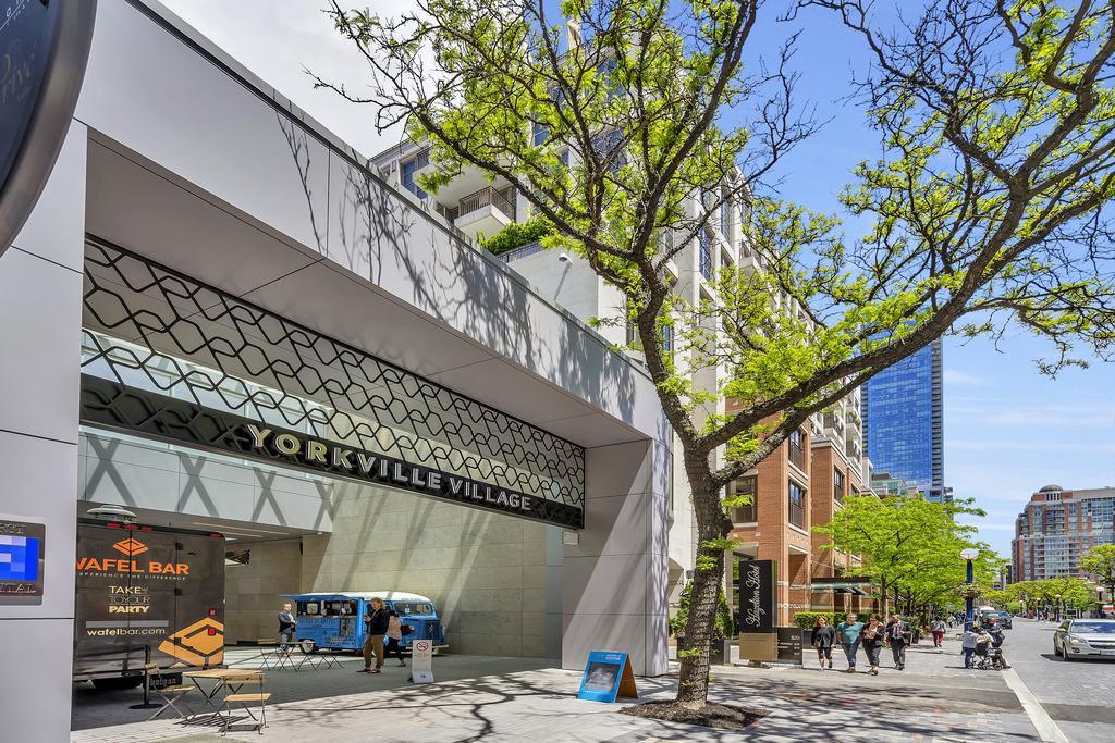 Luxury In Yorkville Toronto Bagian luar foto