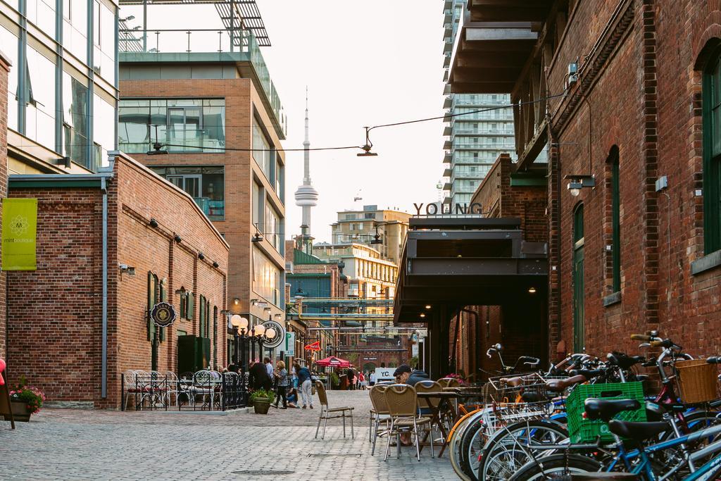 Luxury In Yorkville Toronto Bagian luar foto